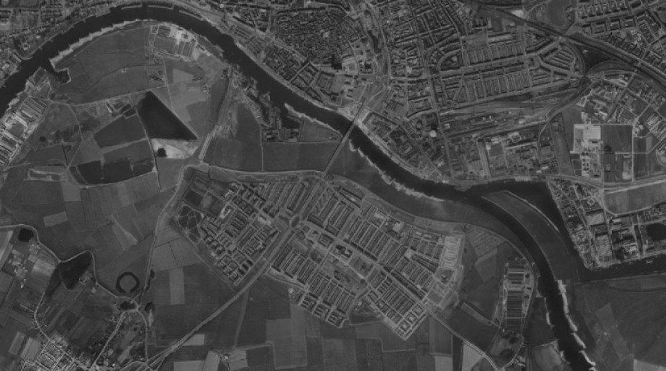 Luchtfoto Dotka Arnhem 1964